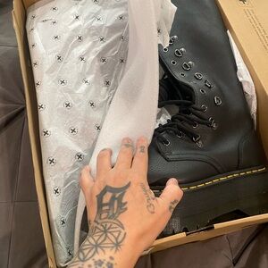 SUPER RARE 1B60 MAX HDW Dr. Martens Black Combat Boots